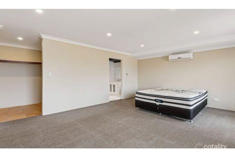 Property photo of 22 Darlington Loop Pearsall WA 6065