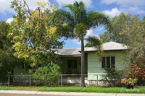 50 Beach Rd, Ayr, QLD 4807