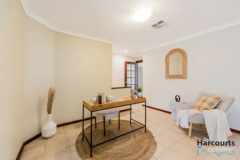 Property photo of 8 Griggs Way Rockingham WA 6168