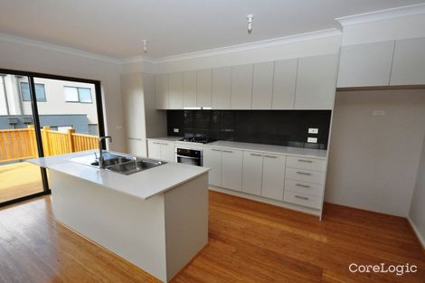 Property photo of 1 Toby Place Mooroolbark VIC 3138