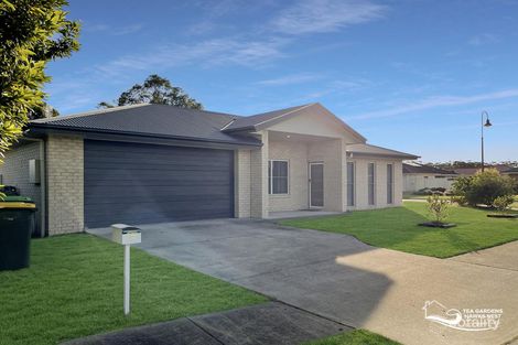 4 Martin Cct, Tea Gardens, NSW 2324