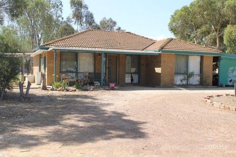 Property photo of 11 Biggins Lane Heathcote VIC 3523