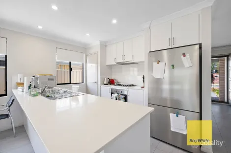 Property photo of 104 Suffolk Street Caversham WA 6055