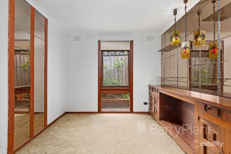 Property photo of 16 Tanderra Crescent Wantirna VIC 3152