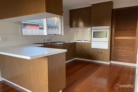 Property photo of 34 Sainsbury Avenue Greensborough VIC 3088