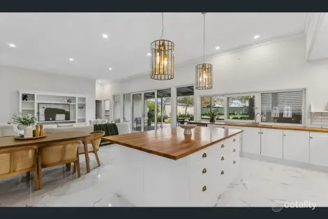 Property photo of 18 Wellington Road Mount Barker SA 5251