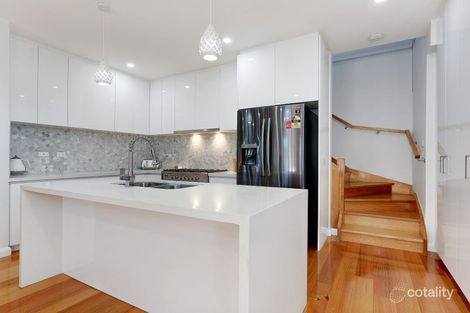 Property photo of 40 Arena Avenue Roxburgh Park VIC 3064