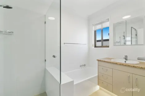 Property photo of 8/27 Hooper Drive Currumbin QLD 4223