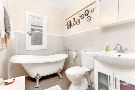 Property photo of 11 Vale Street Wavell Heights QLD 4012