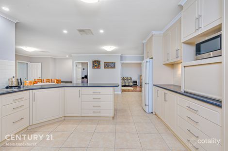 Property photo of 1 Burran Court Maida Vale WA 6057