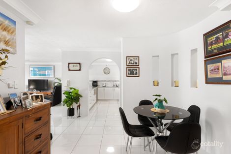 Property photo of 58/85 Old Burleigh Road Surfers Paradise QLD 4217