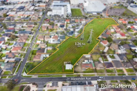84A HEYINGTON AVE, THOMASTOWN, VIC 3074