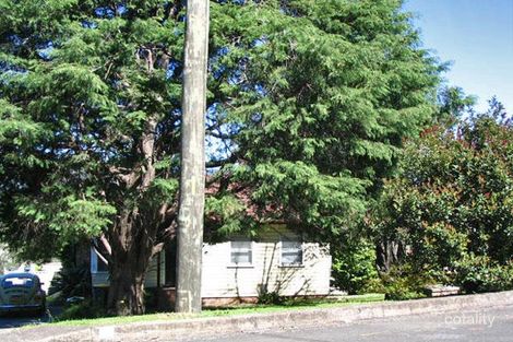 4 Mount St, Mount Saint Thomas, NSW 2500