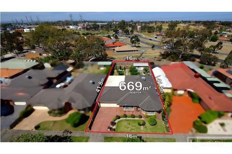 Property photo of 10 Pollock Drive Mill Park VIC 3082