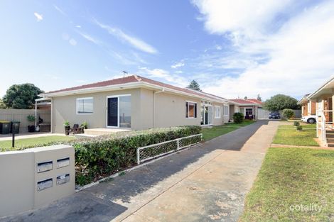 2/38 Esplanade, Christies Beach, SA 5165