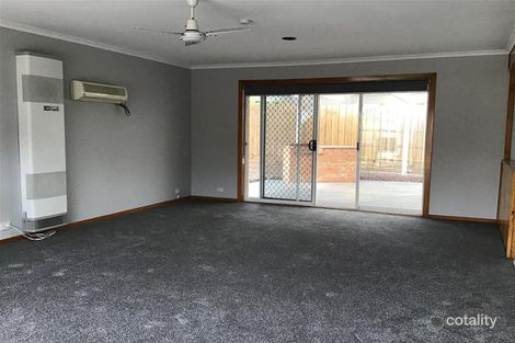 Property photo of 63 Oriole Drive Werribee VIC 3030