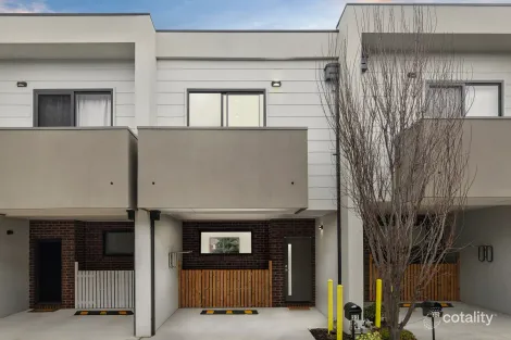 Property photo of 32 Jasmine Drive Noble Park VIC 3174