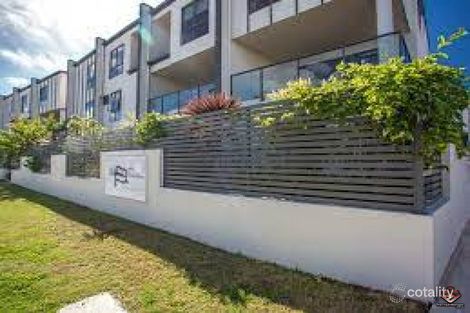 Property photo of 2/61 East Quay Drive Biggera Waters QLD 4216