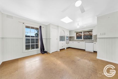Property photo of 2 Roberts Road Cranbourne VIC 3977