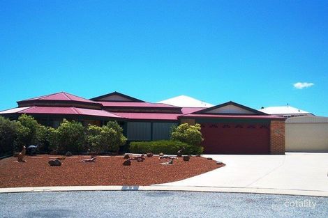 11 Mallee Cl, Jurien Bay, WA 6516