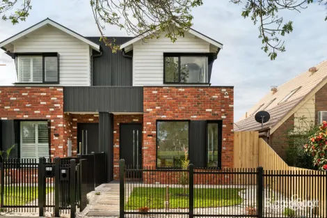 54 Junction St, Newport, VIC 3015