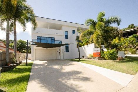 9 Clearvista Cres, Mount Pleasant, QLD 4740