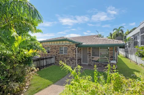 2/7 Rose St, North Ward, QLD 4810