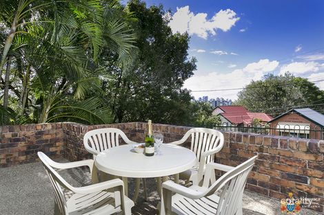 18/11 Ascog Tce, Toowong, QLD 4066