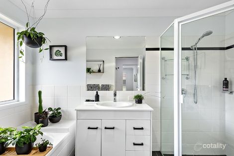 Property photo of 2/29 Ellis Drive Mudgeeraba QLD 4213