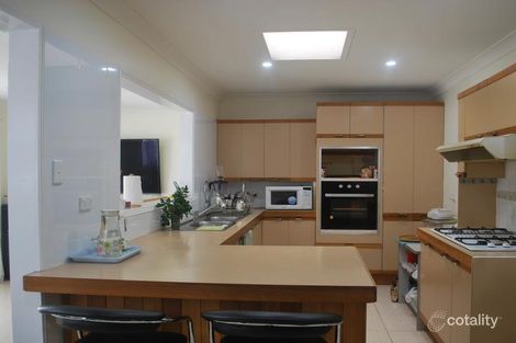 Property photo of 26 Gabo Crescent Sadleir NSW 2168