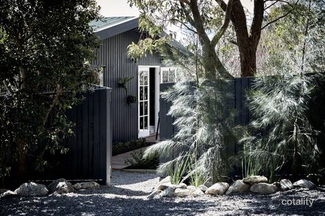 Property photo of 18 Baynes Road Red Hill South VIC 3937