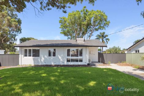 17 Munden Pl, Kelmscott, WA 6111