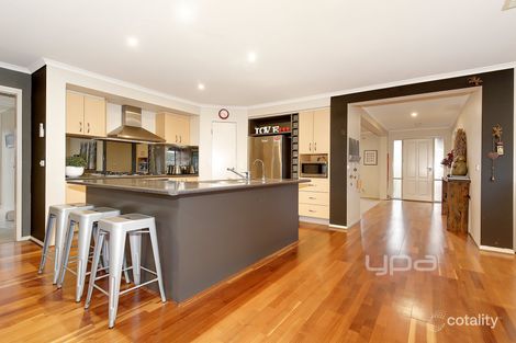 Property photo of 36 Massie Circuit Sunbury VIC 3429