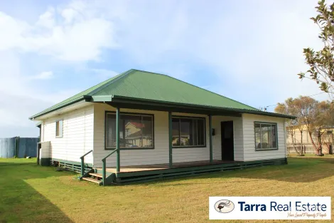 Property photo of 50 McLoughlins Road McLoughlins Beach VIC 3874
