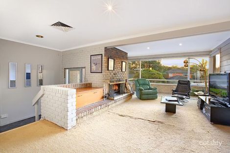 Property photo of 8 Milsom Avenue Templestowe Lower VIC 3107