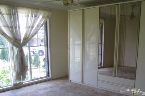 Property photo of 25 Longfellow Street Wetherill Park NSW 2164