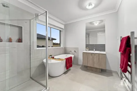 Property photo of 23 Domain Drive Beveridge VIC 3753