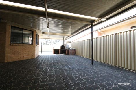 Property photo of 19 Domenico Close West Hoxton NSW 2171