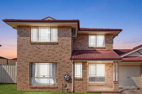 1/2 Galilee Cl, Bossley Park, NSW 2176