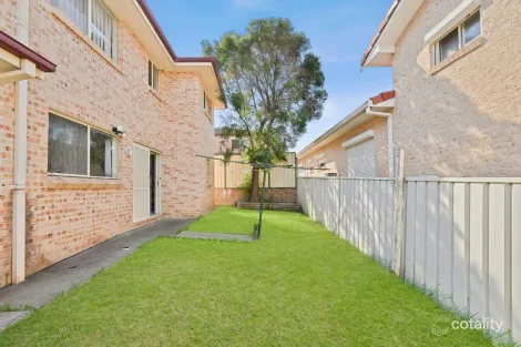 Property photo of 1/2 Galilee Close Bossley Park NSW 2176