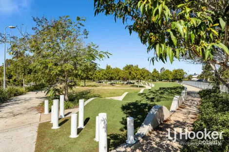Property photo of 8 Kurgan Lane Yarrabilba QLD 4207