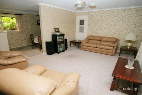 Property photo of 18 Flinders Avenue Fairview Park SA 5126