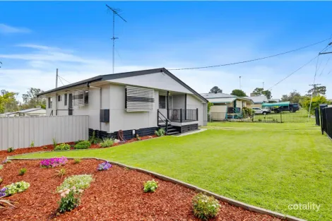 3 Stephenson St, Moura, QLD 4718