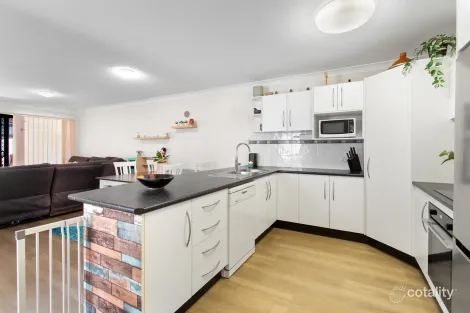 Property photo of 1/14 Adonis Court Rothwell QLD 4022