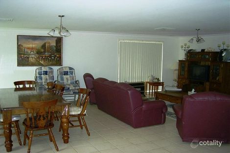 Property photo of 4 Loire Place St Clair NSW 2759