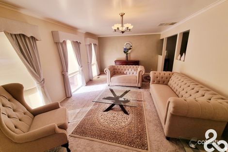 Property photo of 36 Azalea Avenue Mill Park VIC 3082