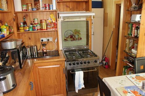 Property photo of 9 Cherry Grove Doveton VIC 3177