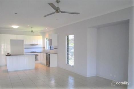 Property photo of 30 Fossilbrook Bend Trinity Park QLD 4879