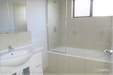 Property photo of 30 Fossilbrook Bend Trinity Park QLD 4879