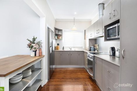 Property photo of 86 Griffiths Street Oak Flats NSW 2529